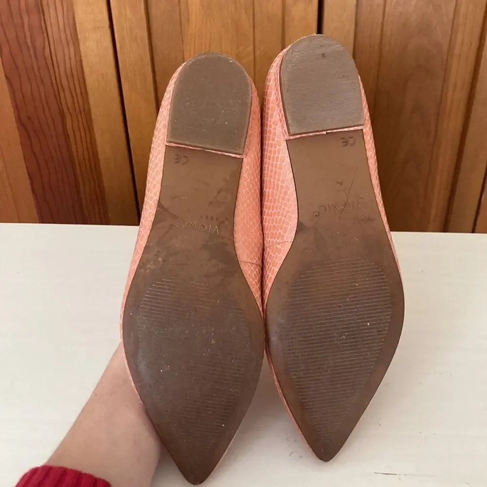 Vionic Peachy Pink Embossed Leather Lena Flats, Size 7
